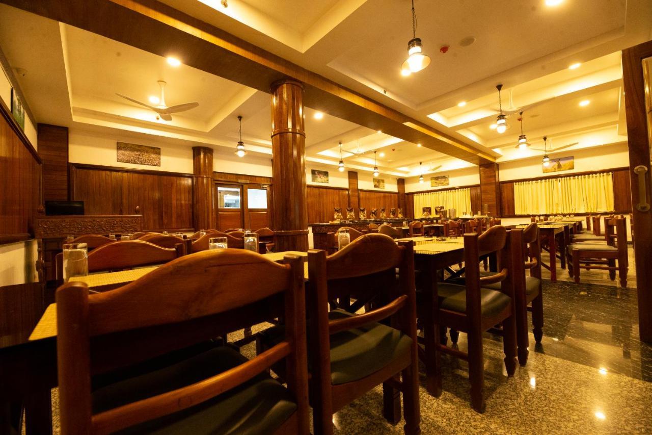 Hotel Guruvayur Darshan Kültér fotó