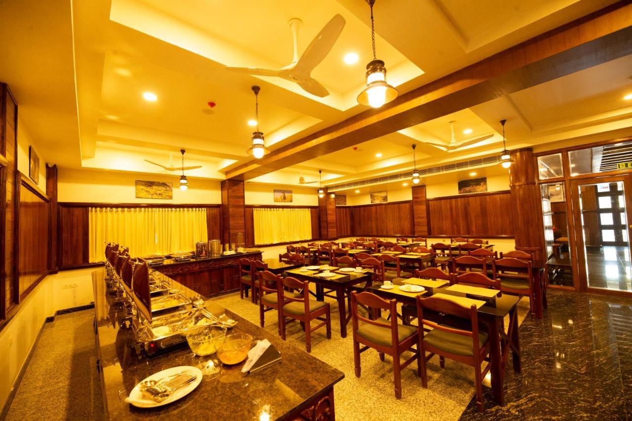 Hotel Guruvayur Darshan Kültér fotó