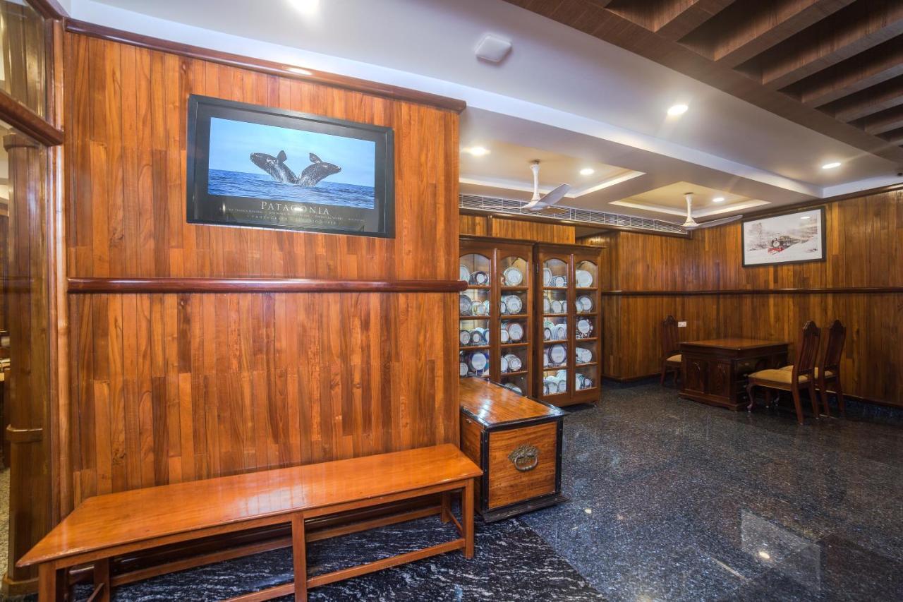 Hotel Guruvayur Darshan Kültér fotó