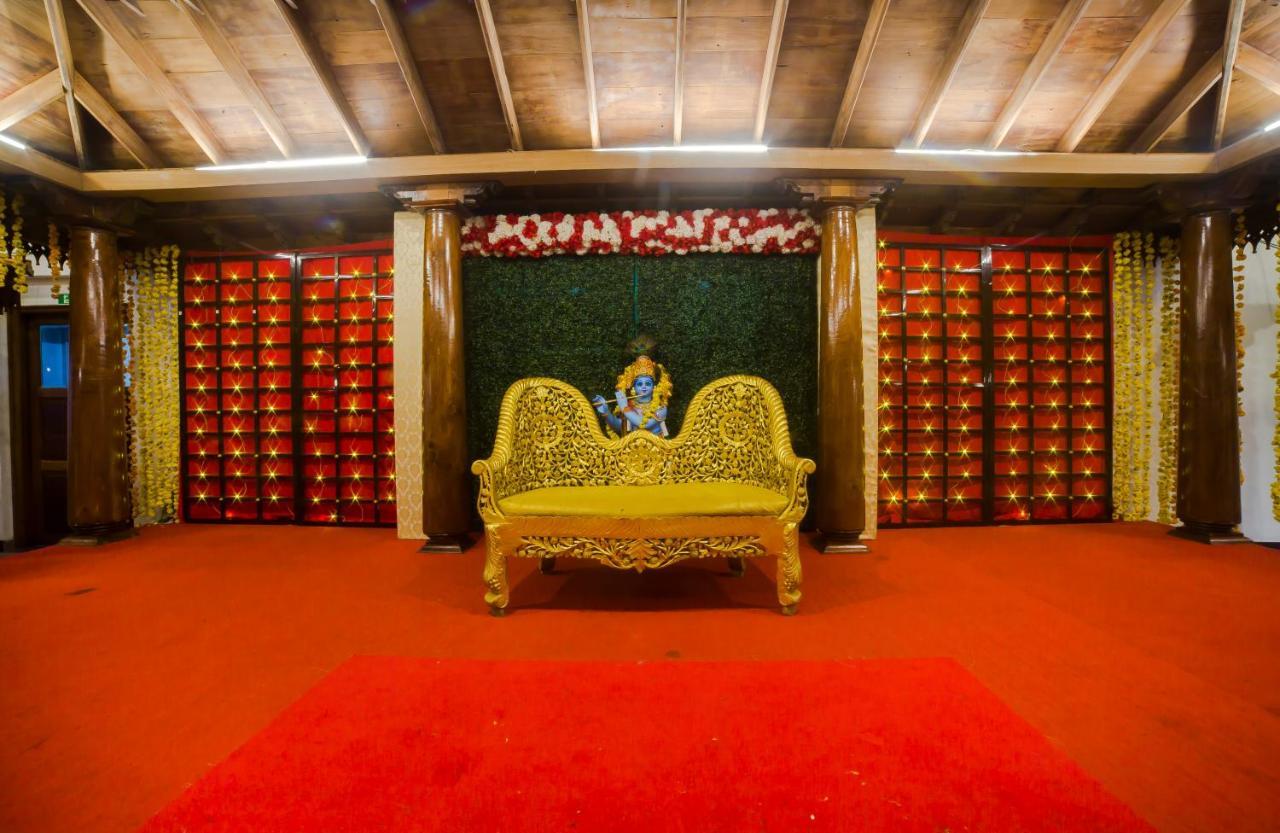 Hotel Guruvayur Darshan Kültér fotó