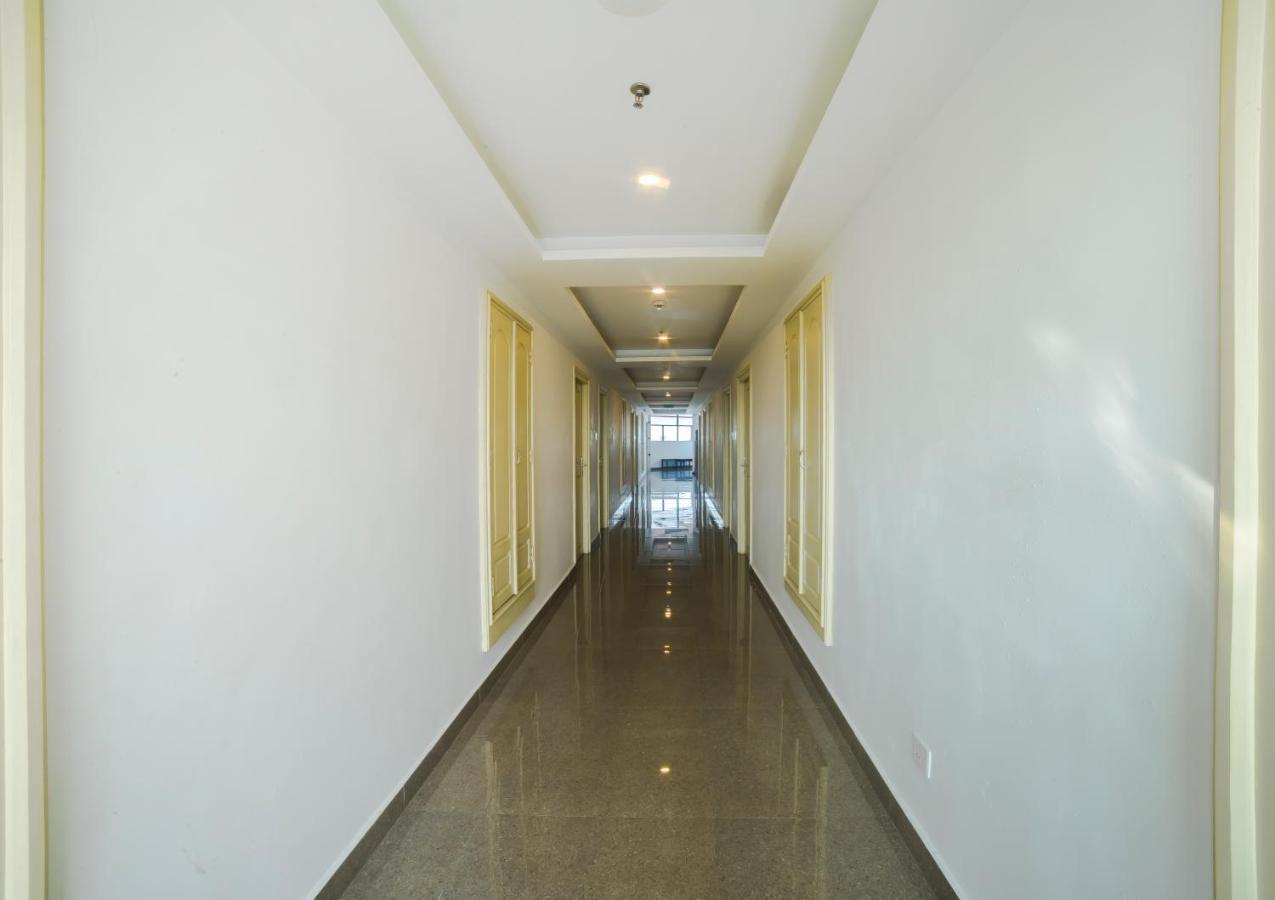 Hotel Guruvayur Darshan Kültér fotó