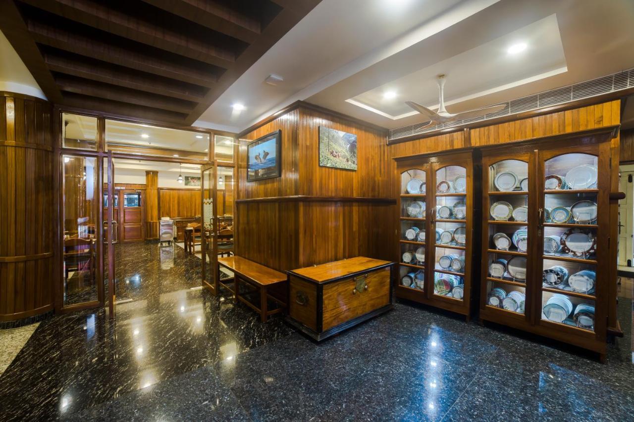 Hotel Guruvayur Darshan Kültér fotó